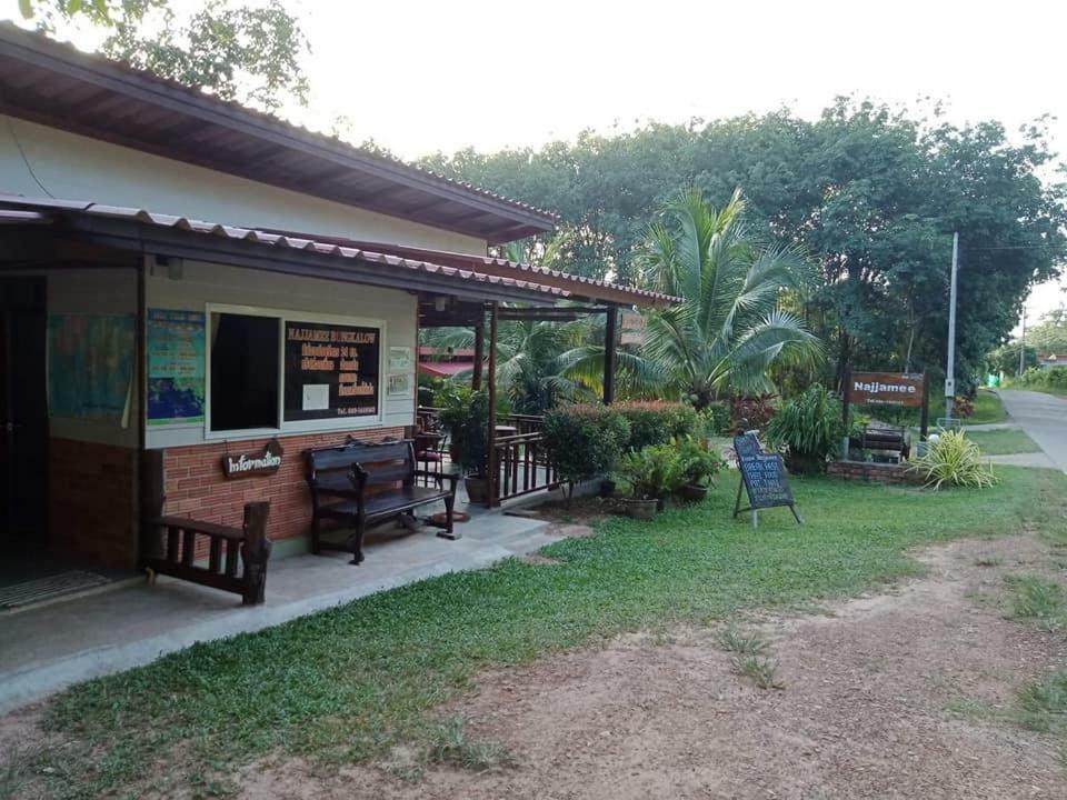 Najjamee Bungalows Ko Yao Noi Exteriör bild